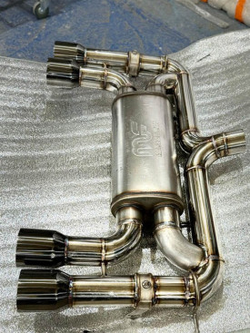 Бочка выхлопная, глушитель Magnaflow выхода X63мм*4 L455мм (вынос-вынос)