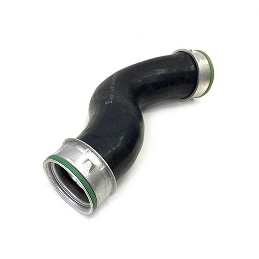 Патрубок интеркулера AUDI A3 8P1 03-13, SKODA SUPERB 08-15, купить со скидкой, 1K0145832ASрез 